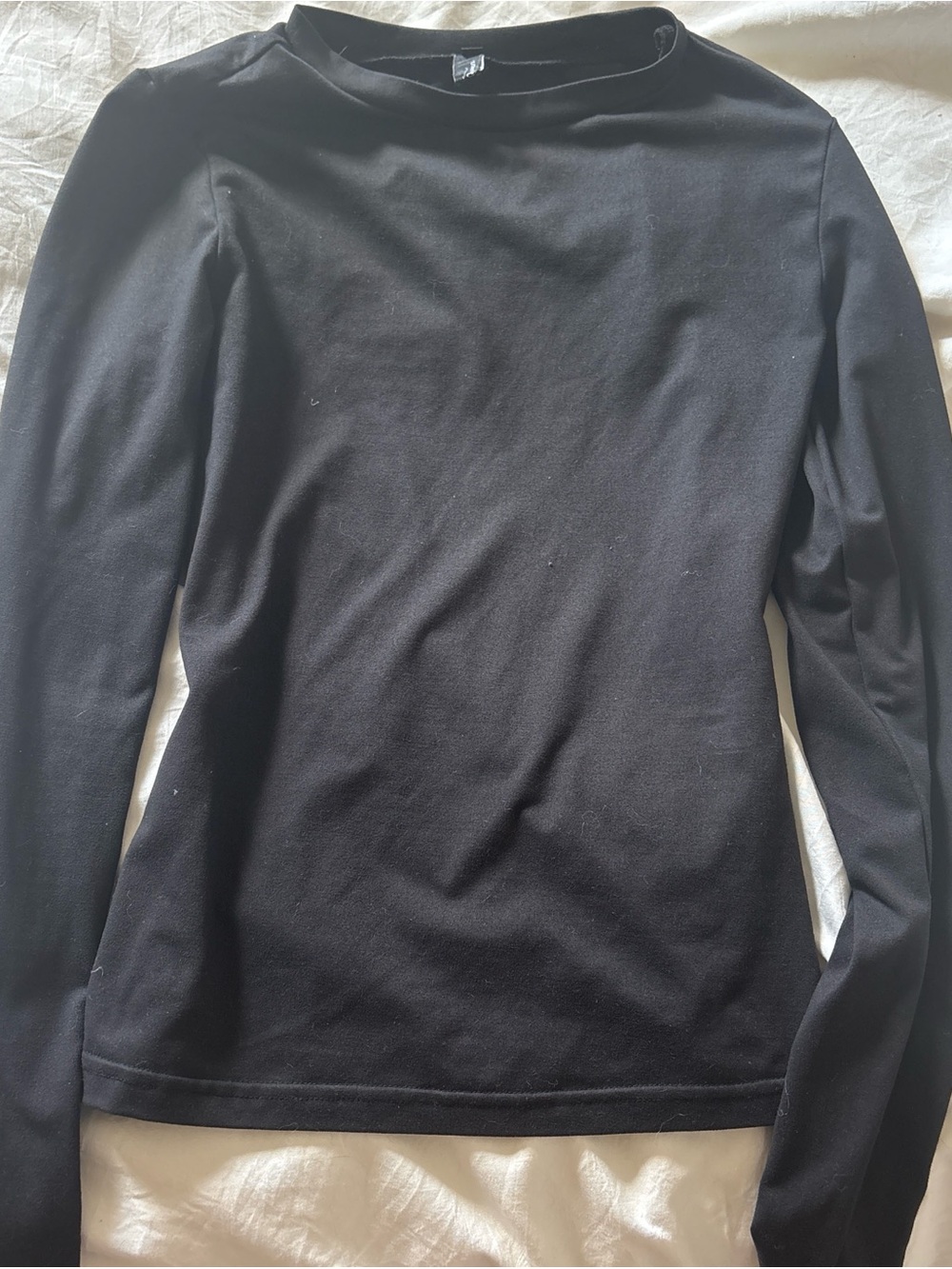 Women's Black Long-Sleeve Boatneck Tee